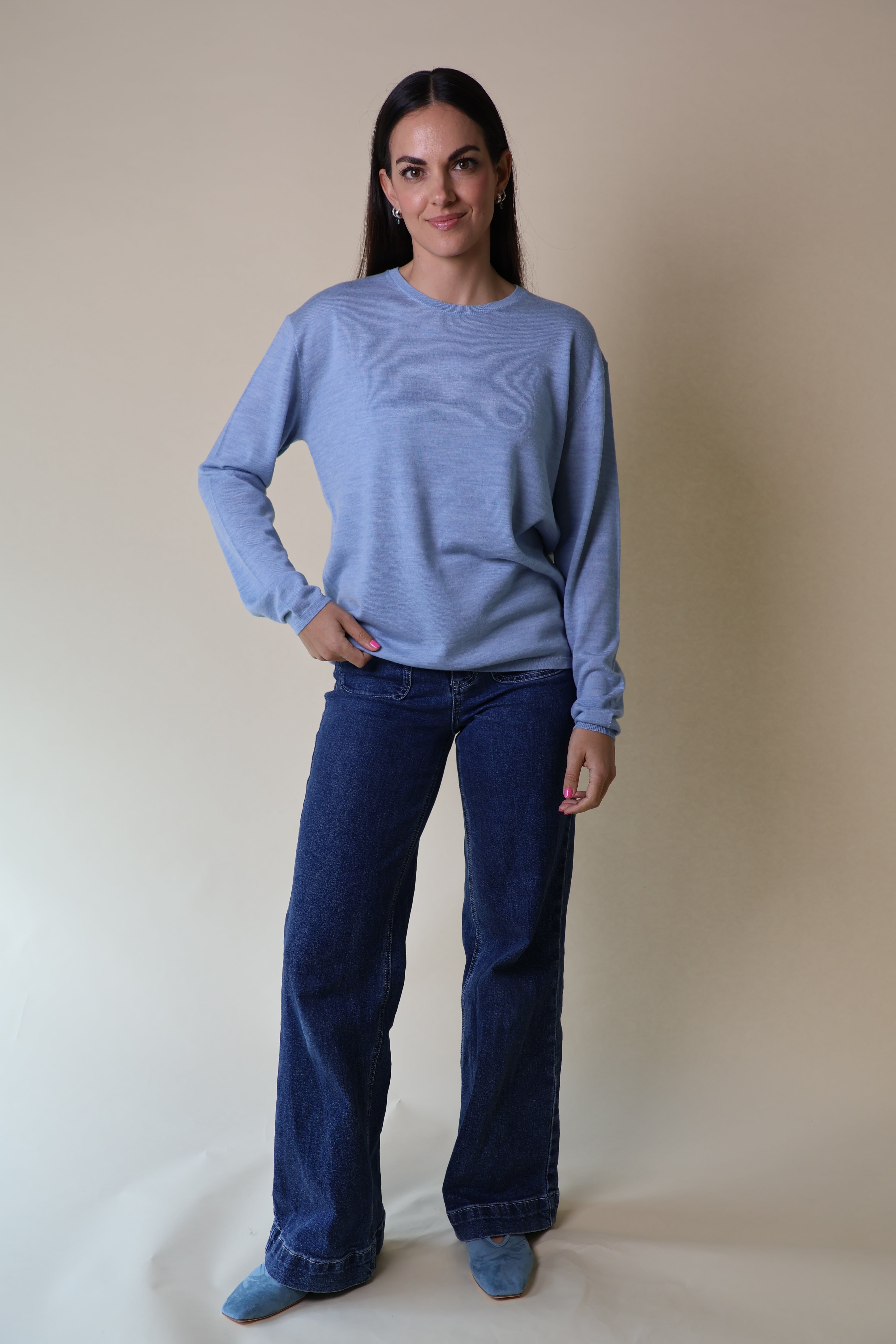 Bloodstone L/S Knit Yarnsmith Pale Blue