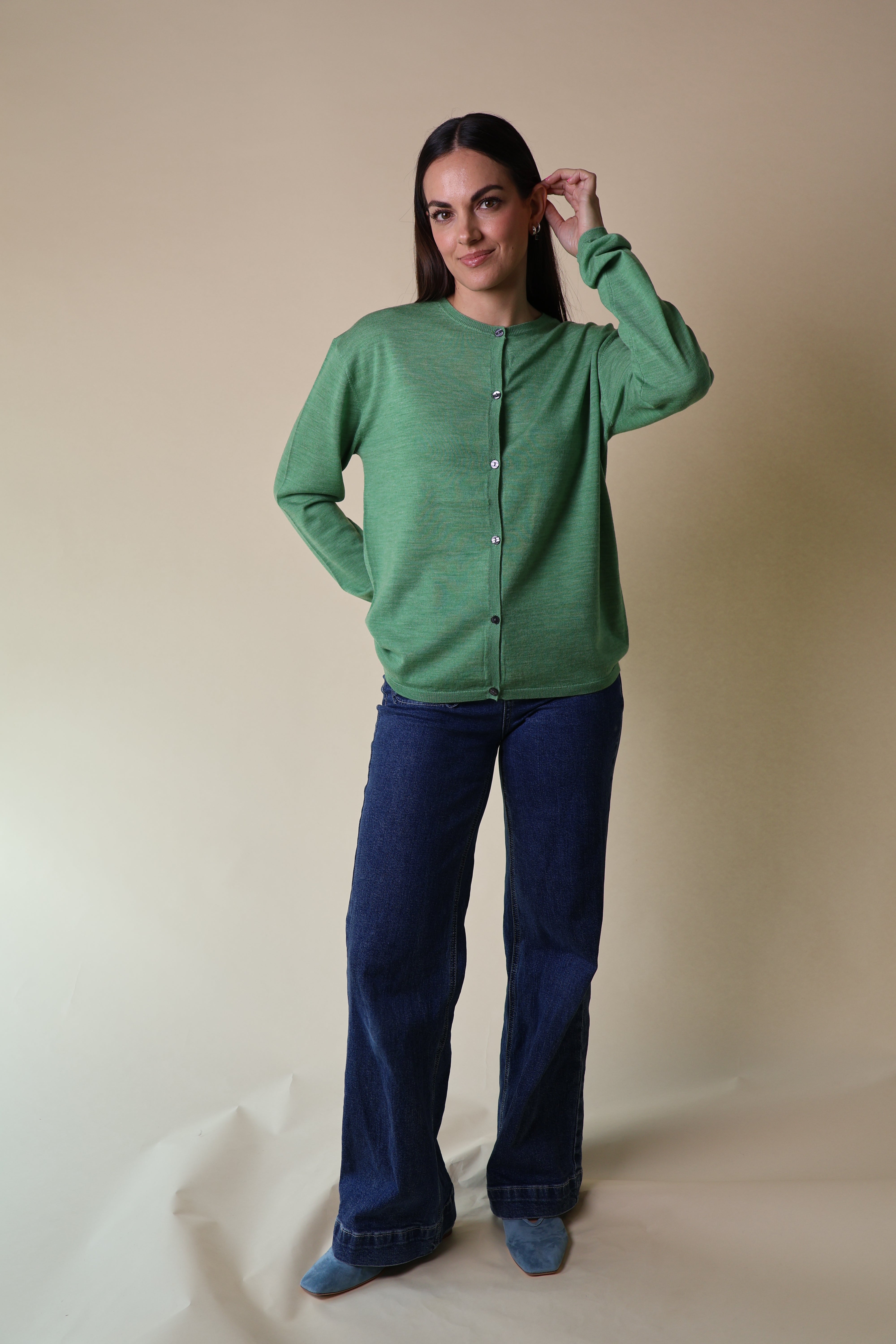 Morganite Cardigan Yarnsmith Shamrock