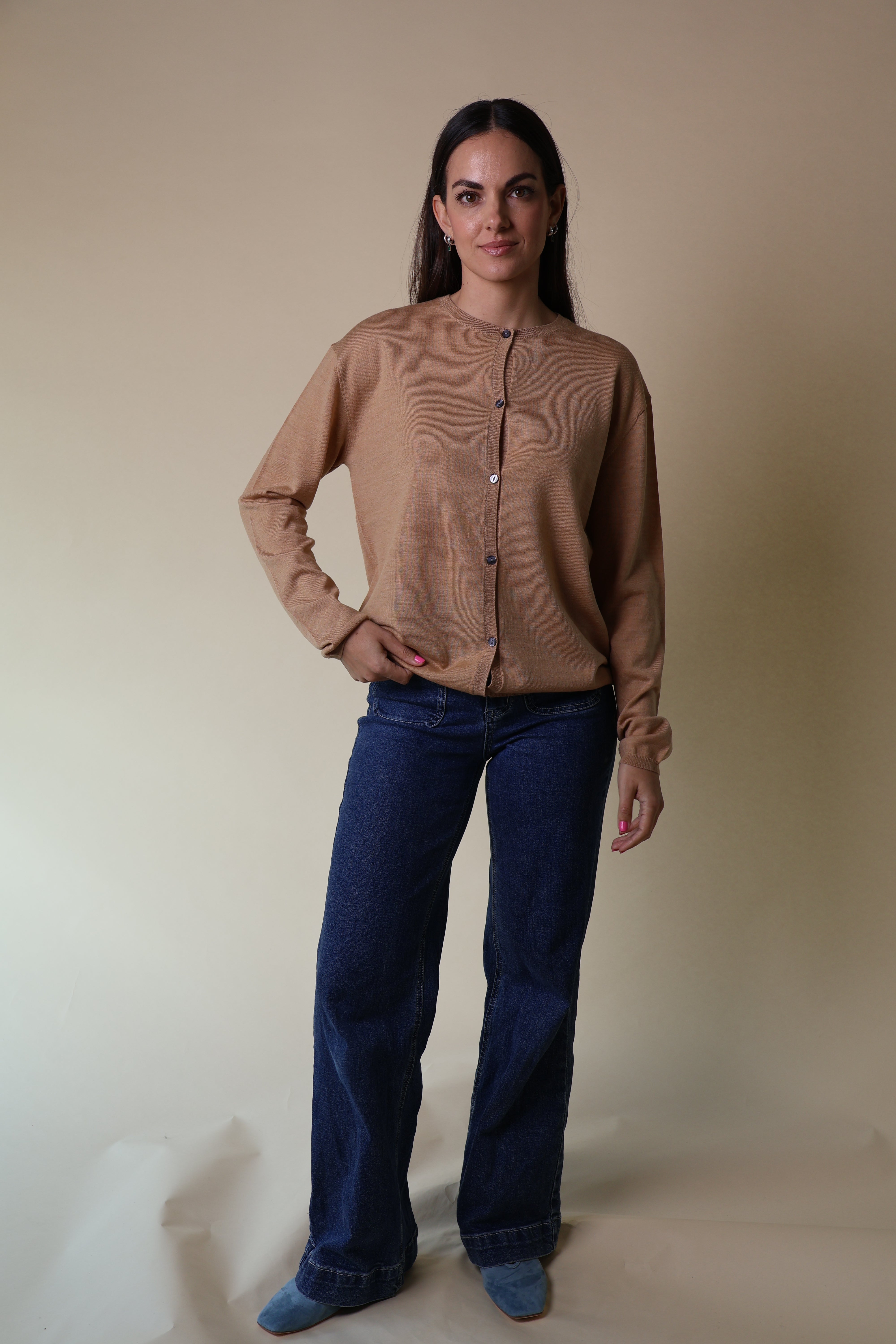 Morganite Cardigan Yarnsmith Camel