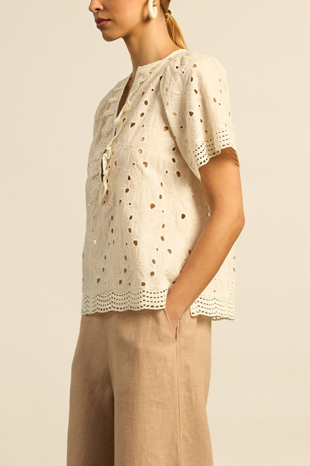 Vantage Top Zoe Kratzmann Cream