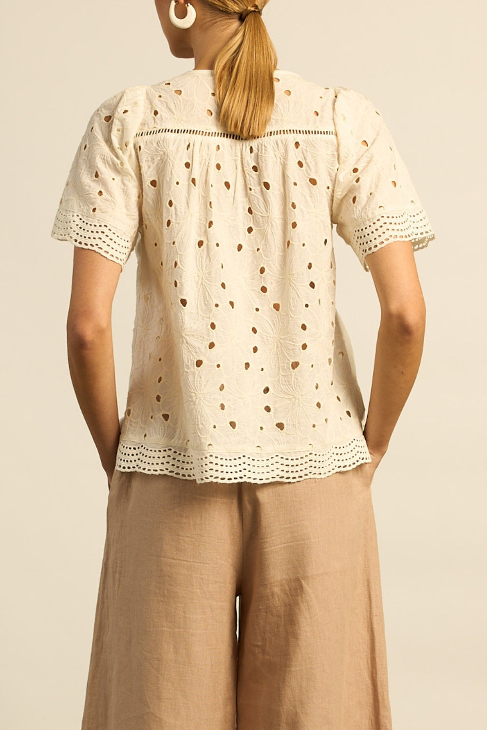 Vantage Top Zoe Kratzmann Cream