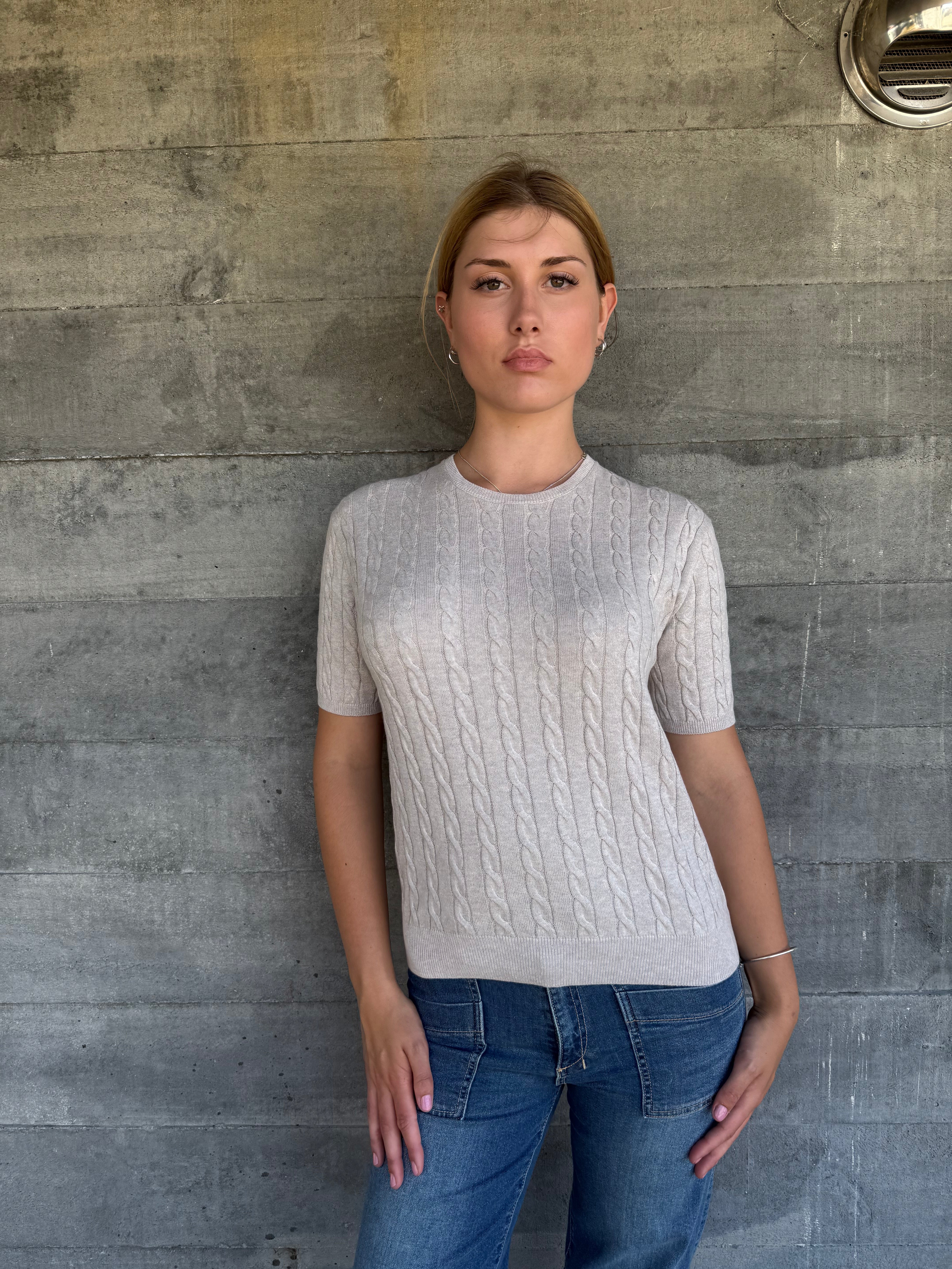 Cable Beryl Yarnsmith Pumice