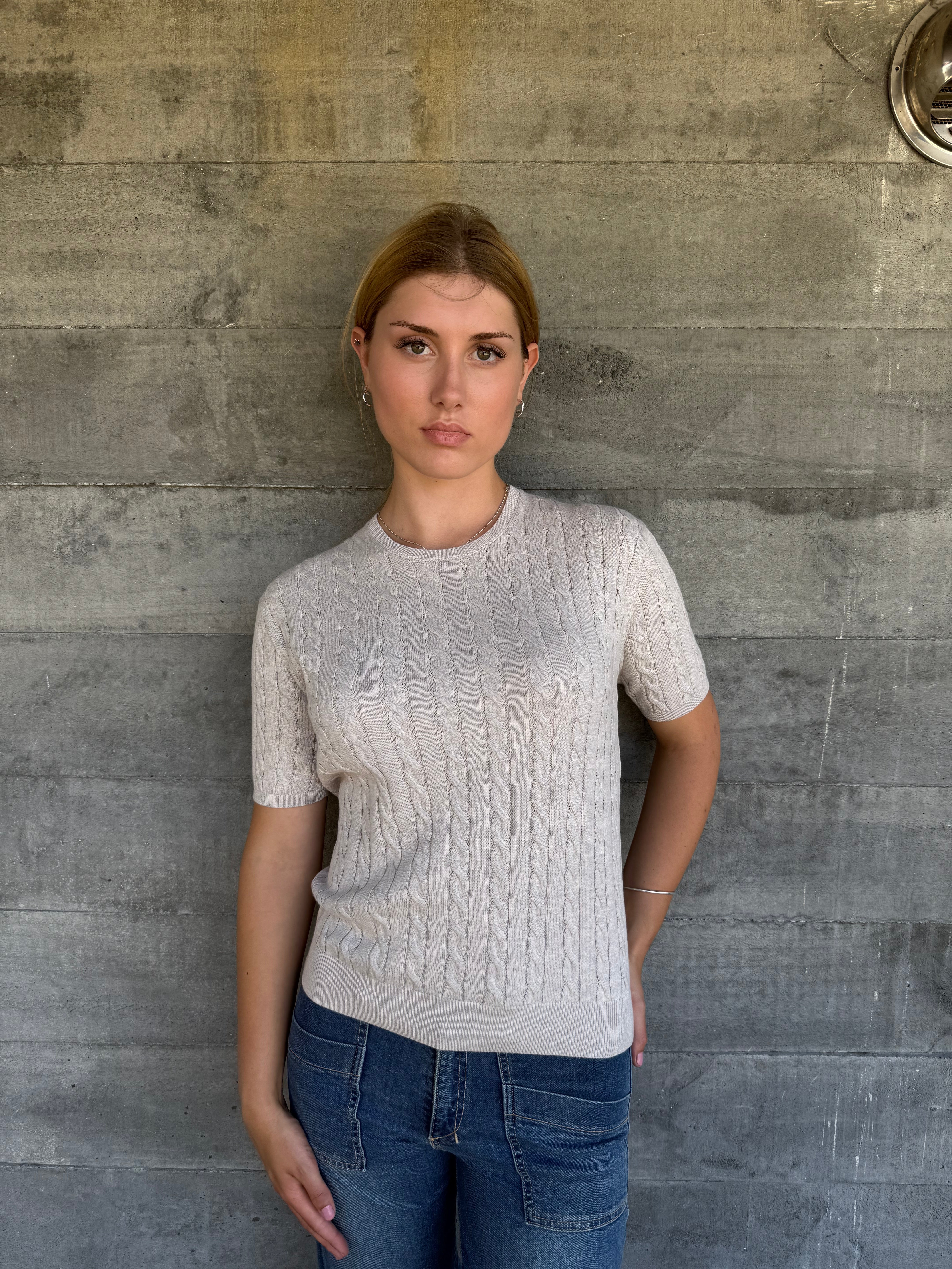 Cable Beryl Yarnsmith Pumice