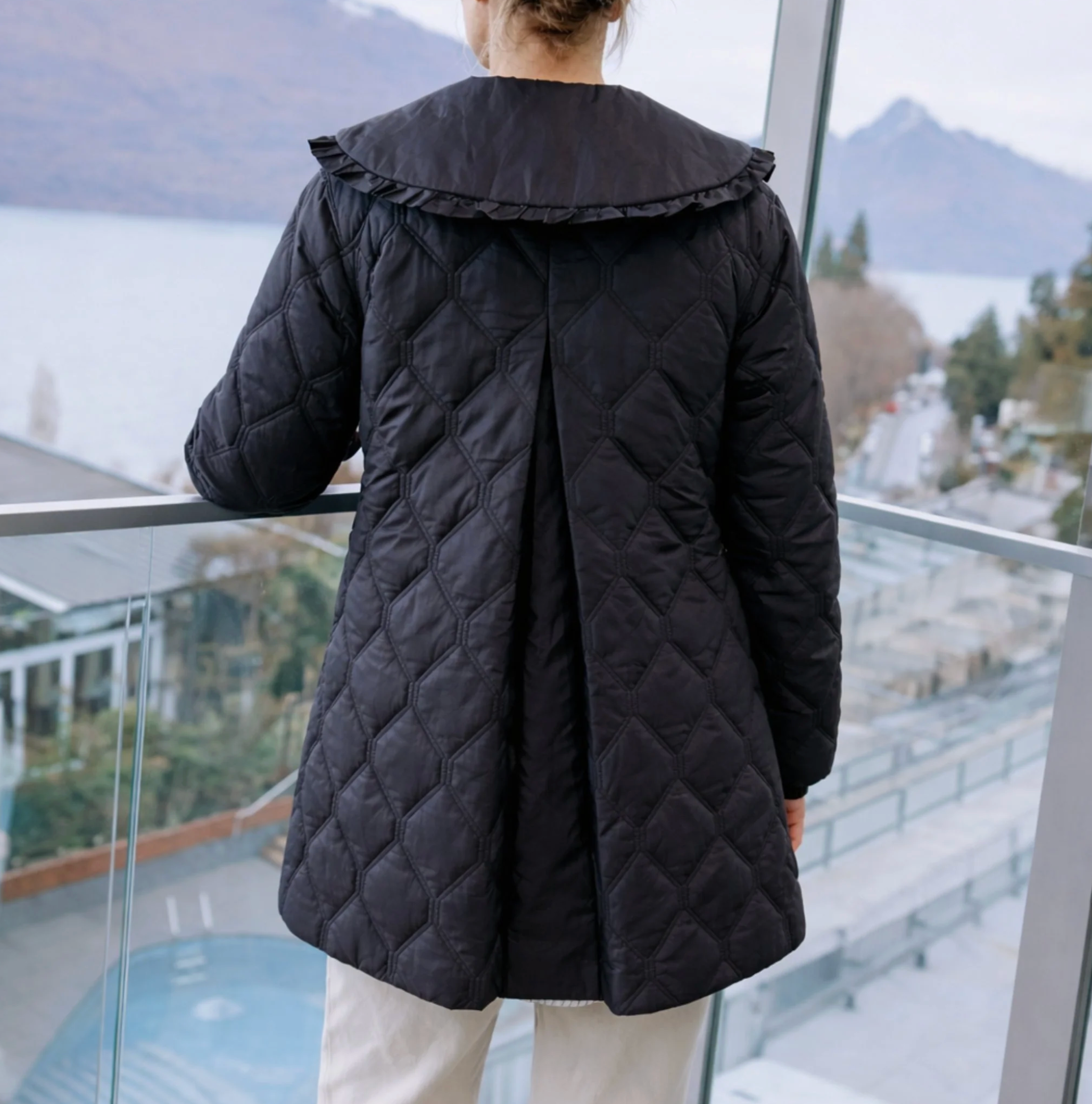 Moke Tess Quilt Coat Black