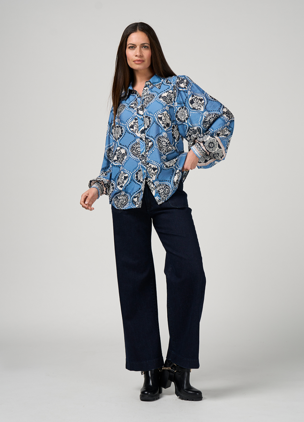 Taj Mahal Shirt Chambray Multi Loobie's Story