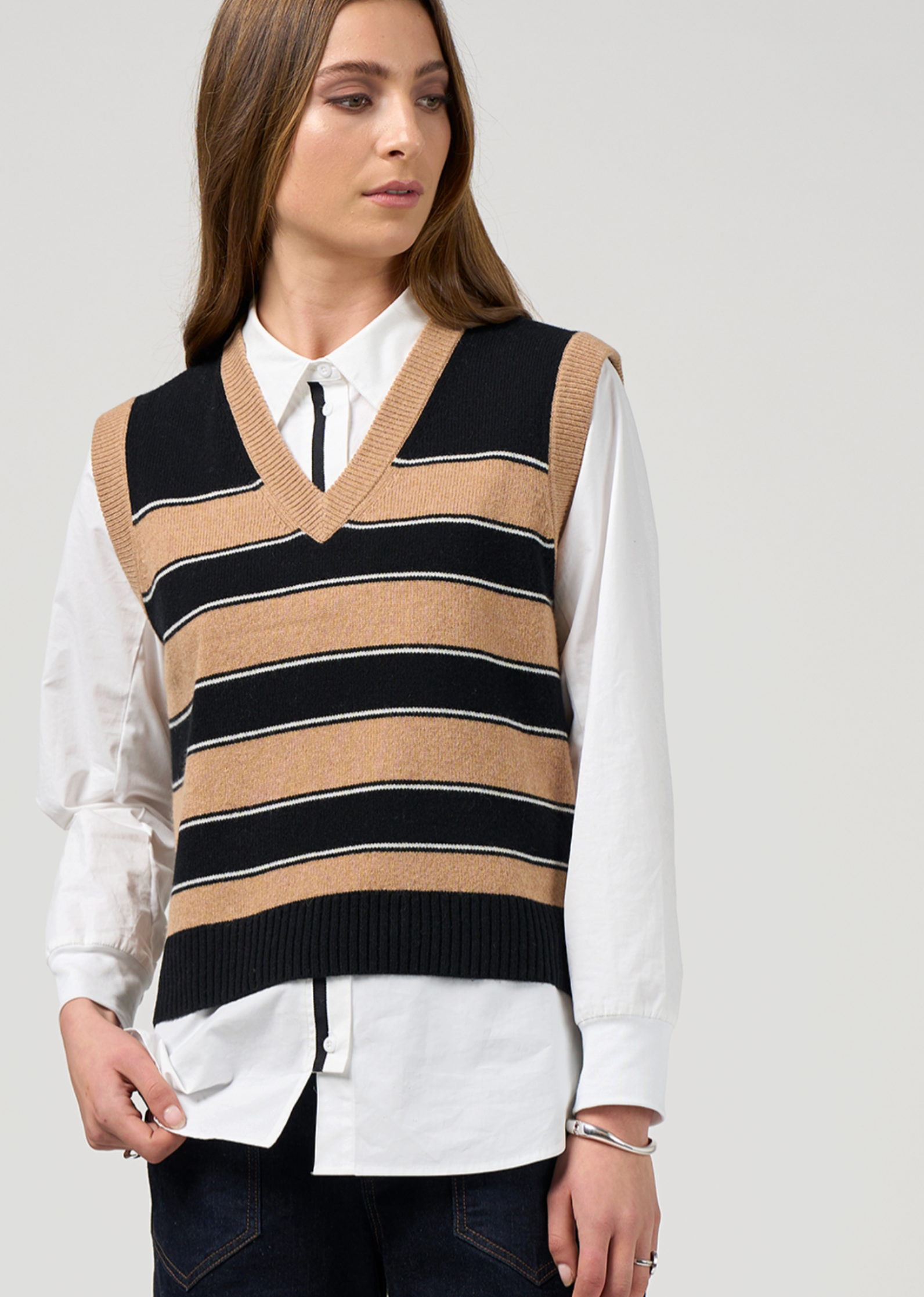 College Vest Camel/Black Madly Sweetly