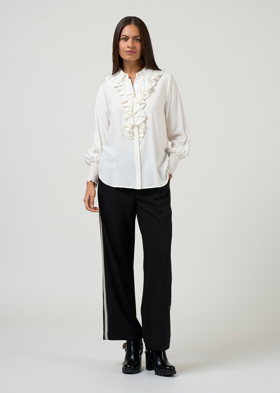 Bijou Shirt Silk White Loobie's Story