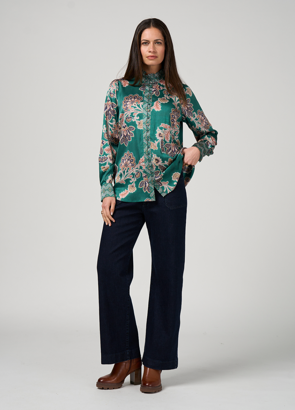 Versailles Shirt Loobie's Story Evergreen Multi