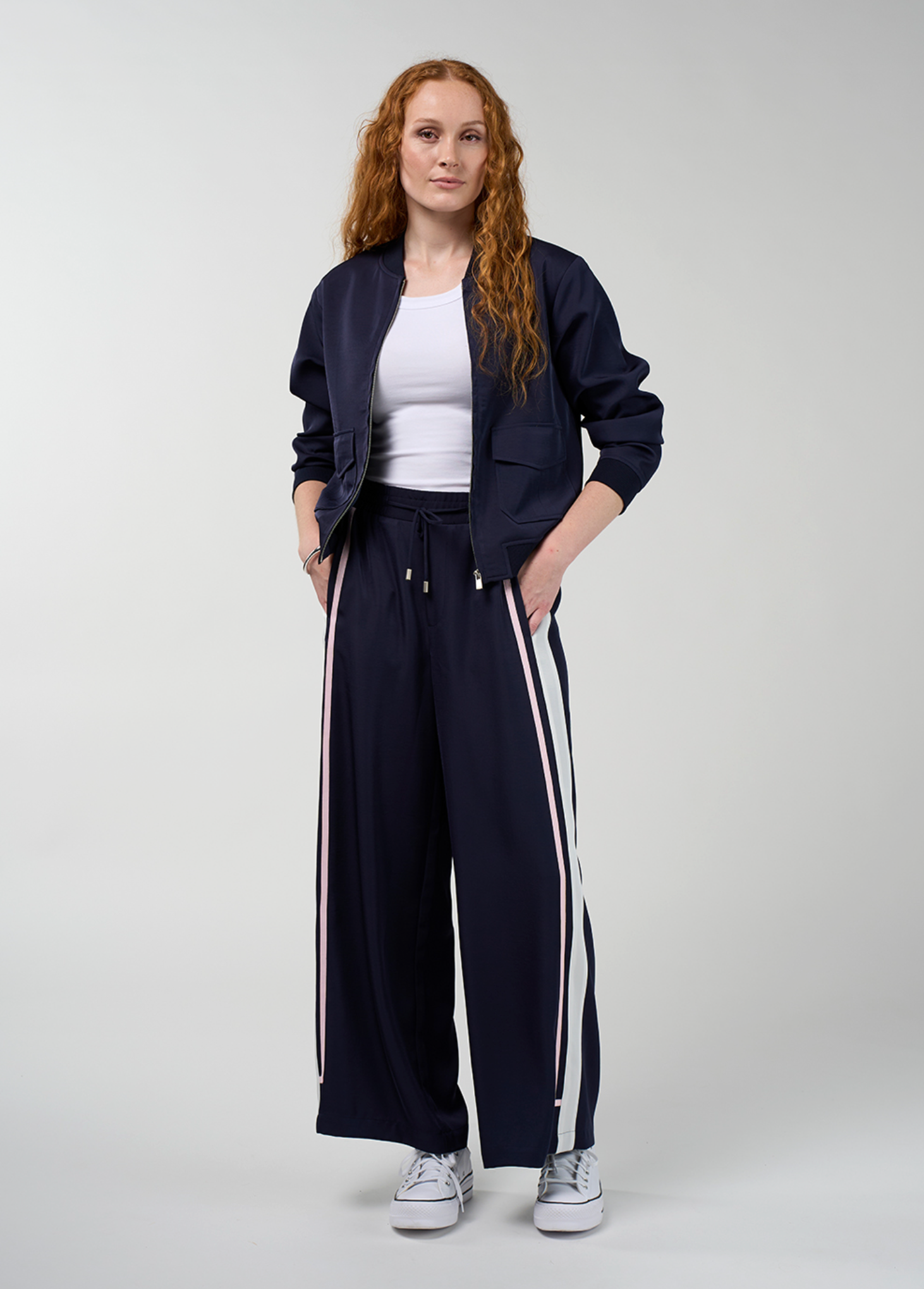 Madly Sweetly Contour Jacket - Navy / White