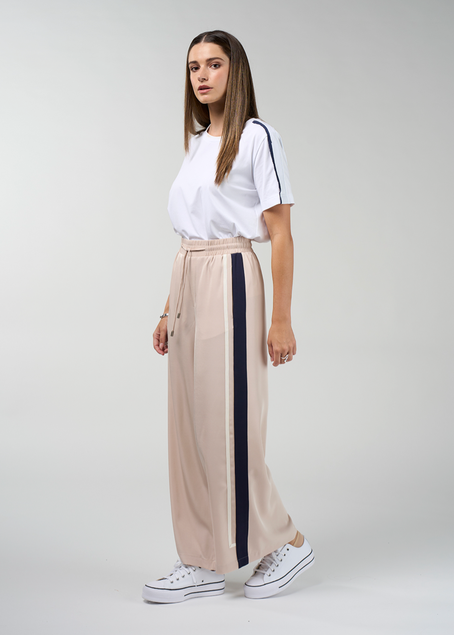 Madly Sweetly Contour Pant - Stone / Navy