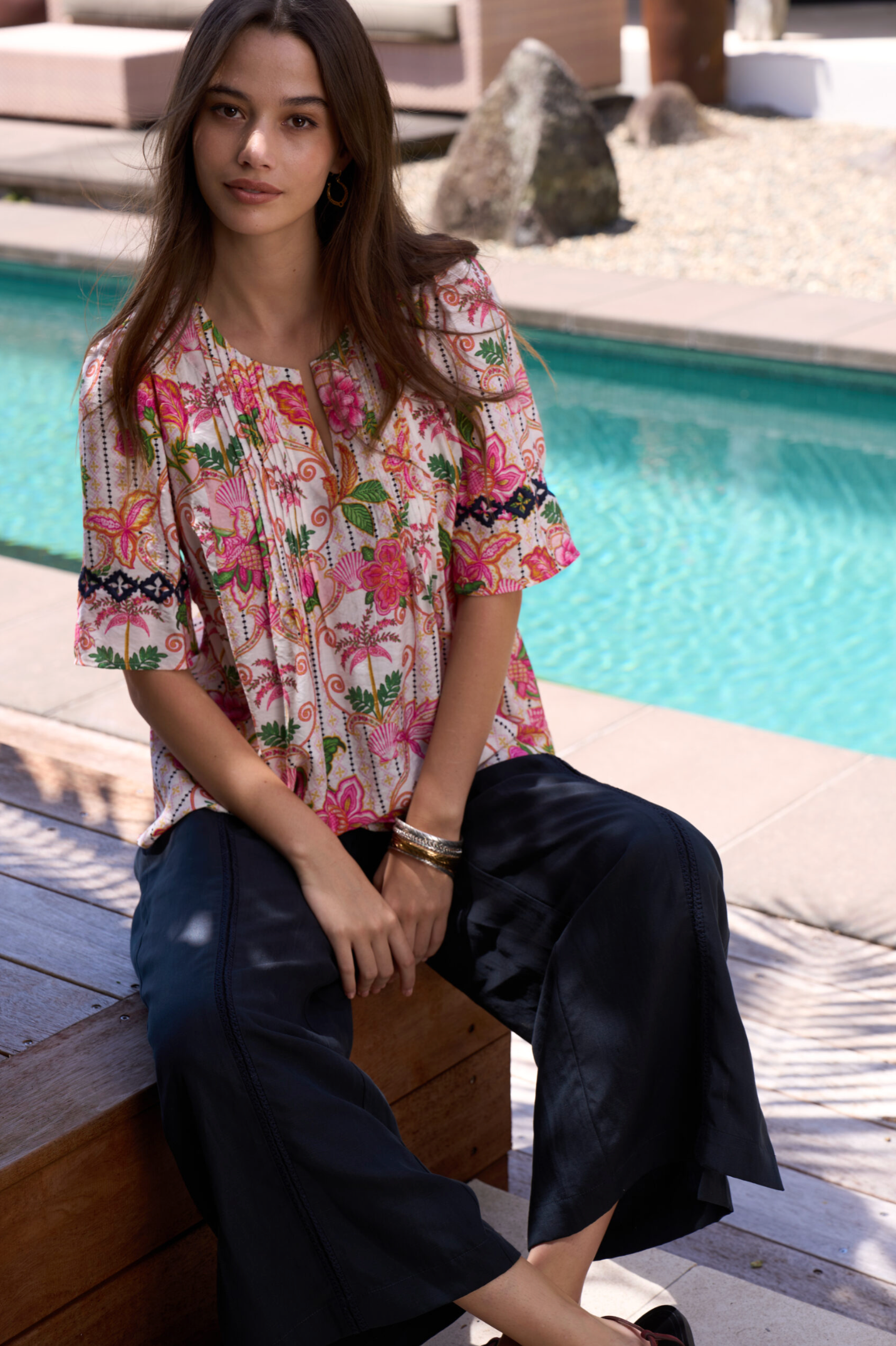 Loobie's Story Meera Pant - Indigo