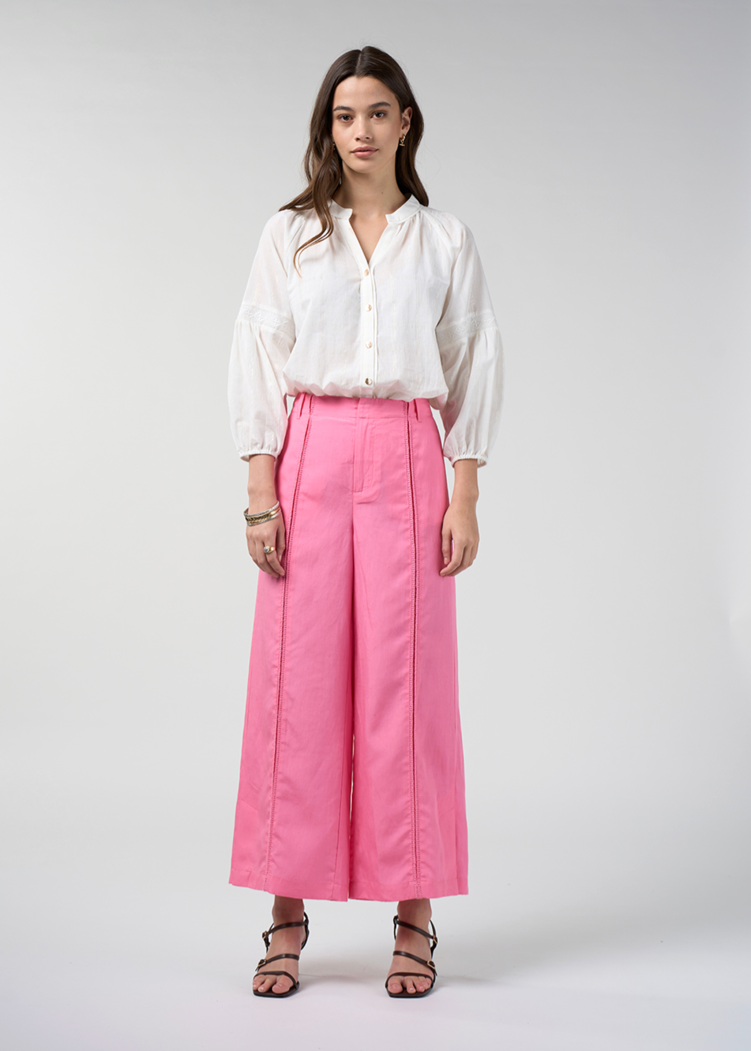 Loobie's Story Meera Pant - Rose