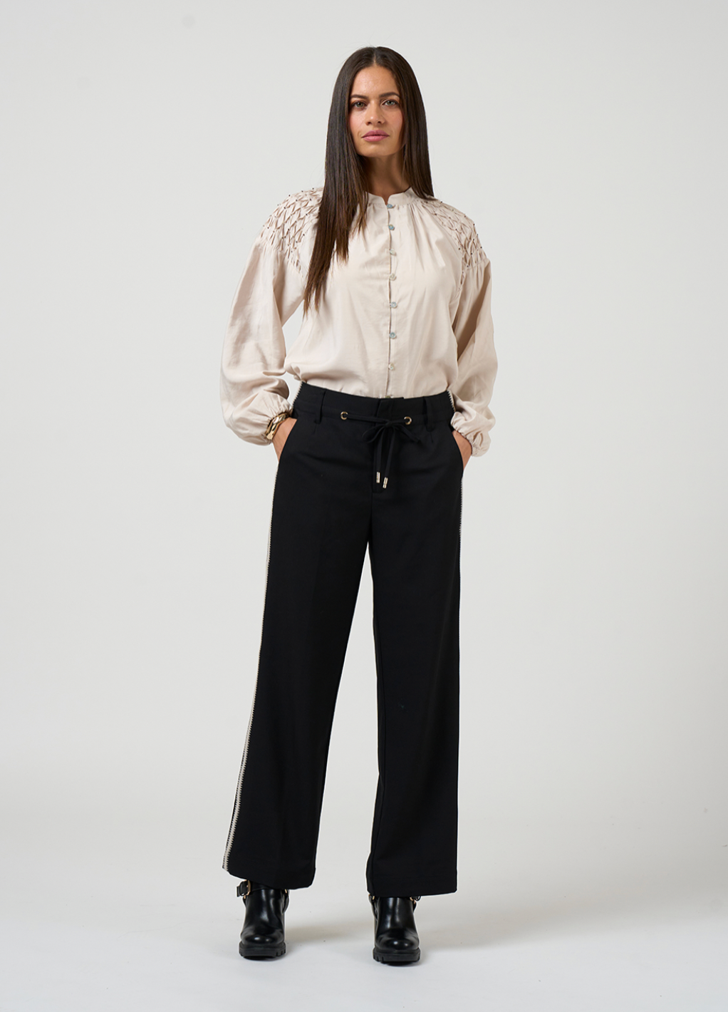 Bijou Blouse Loobie's Story Bone
